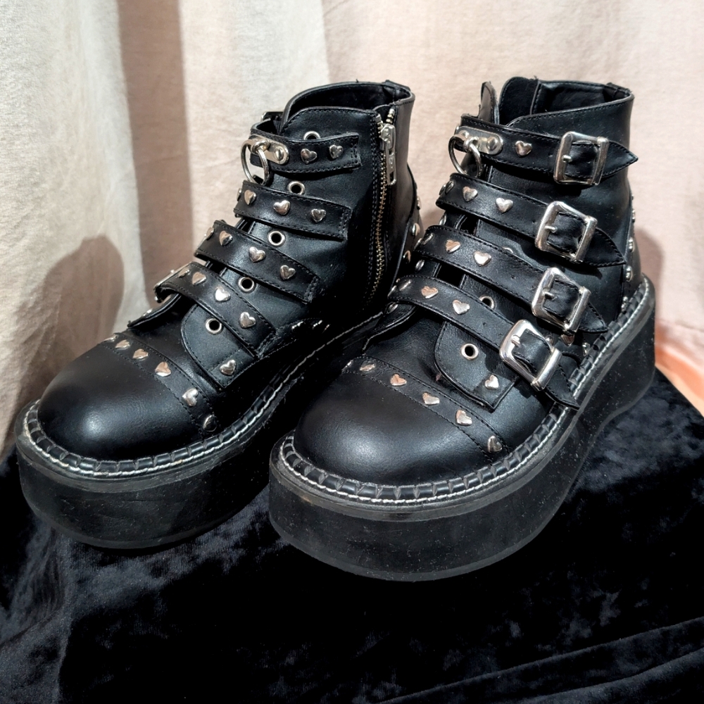 Emily 315 By Demonia Size 7